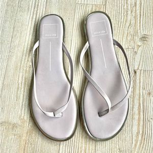 Dolce Vita Lavender Patent Flip Flops